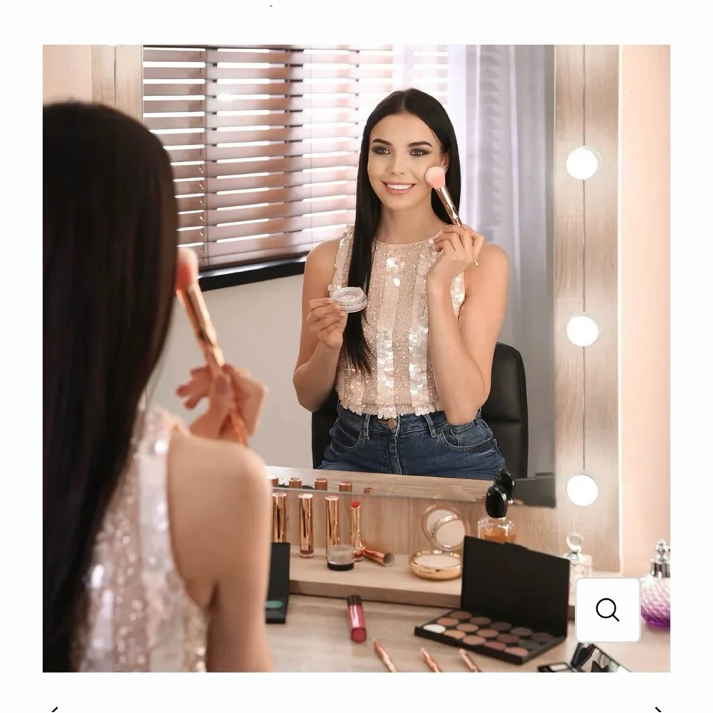 LuMee Studio Vanity LED Lights from Casemate